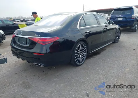 2022 Mercedes-Benz S 500 4Matic z USA, uszkodzony, nr VIN W1K6G6DBXNA104894